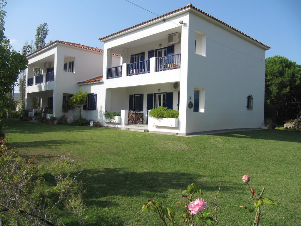 Eressos Ilios Apartments Skála Eresoú Habitación foto