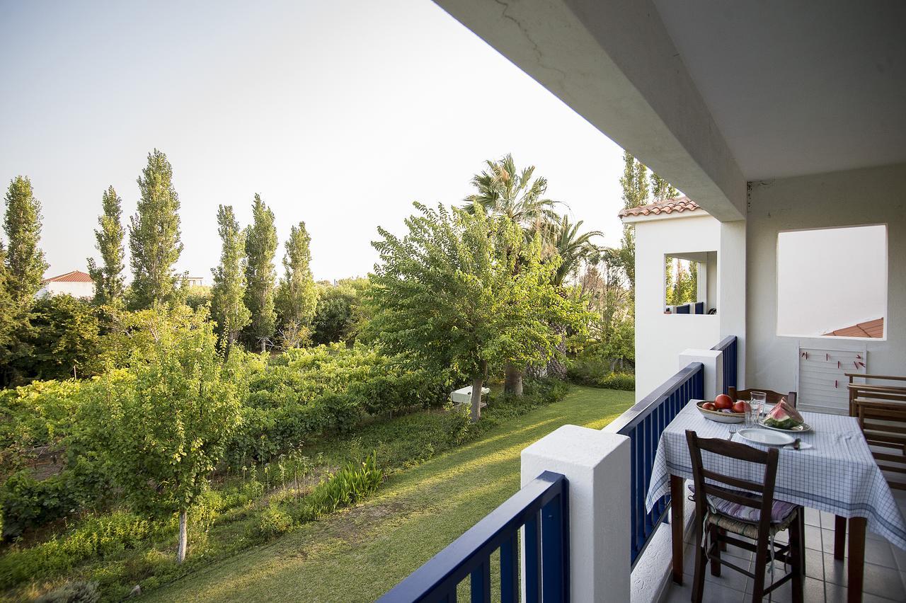 Eressos Ilios Apartments Skála Eresoú Exterior foto